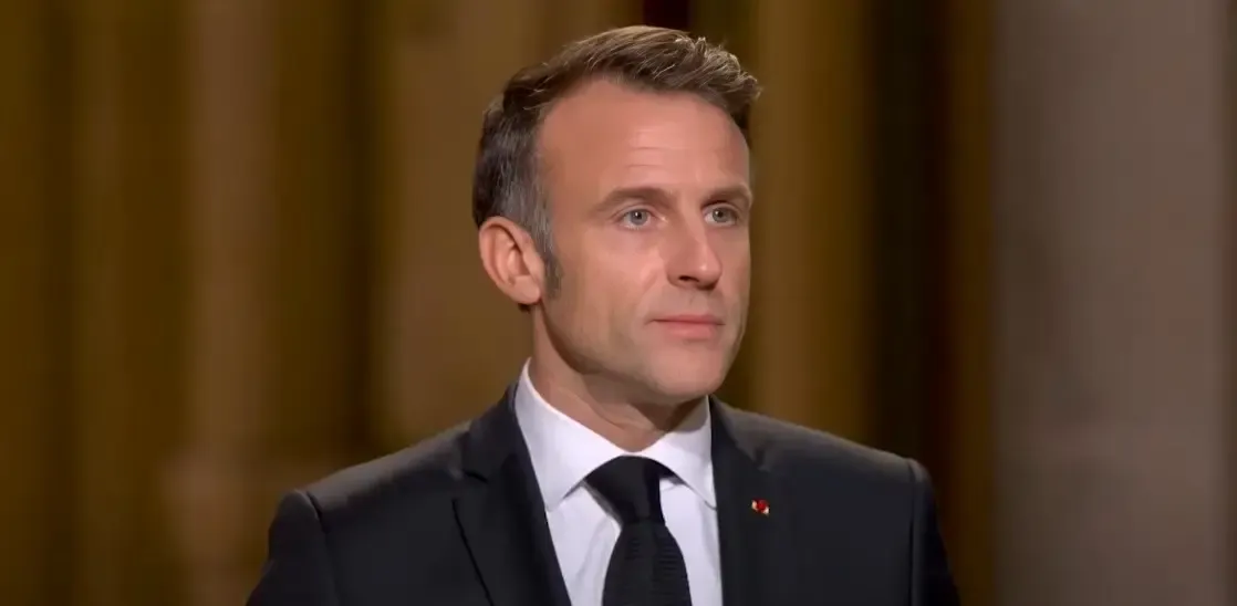 Macron avertizează